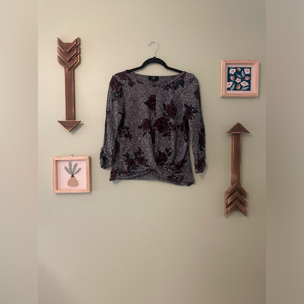 Grey floral quarter sleeve